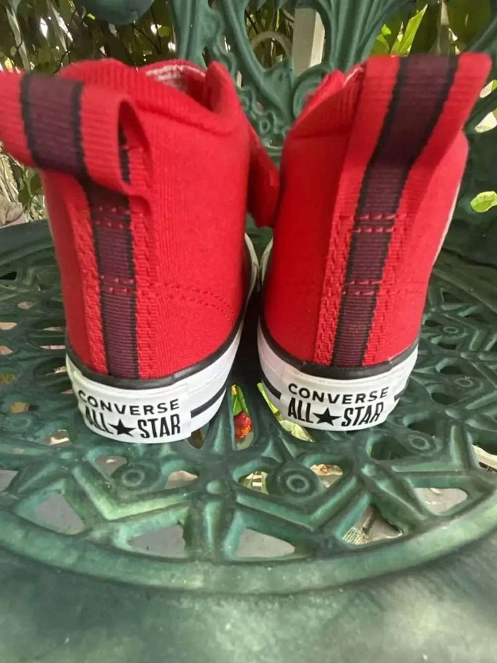 Converse Kids Chuck Taylor All Star Malden Street Easy On Red Mid Top Sneakers